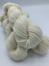 Load image into Gallery viewer, Merino - Worsted Weight