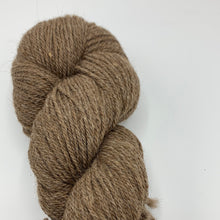 Load image into Gallery viewer, Alpaca/Romeldale CMV - Worsted/Aran Weight (Chinook &amp; Cascade)
